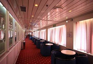 adria_ferries_claudia_gangway