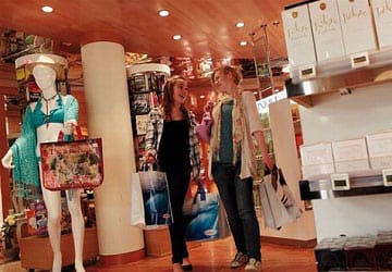 brittany_ferries_bretagne_clothes_shop