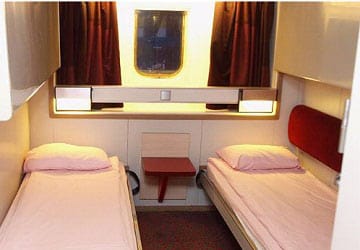 brittany_ferries_bretagne_club_4_bed_cabin