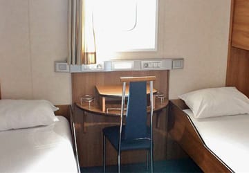 brittany_ferries_etretat_outside_cabin